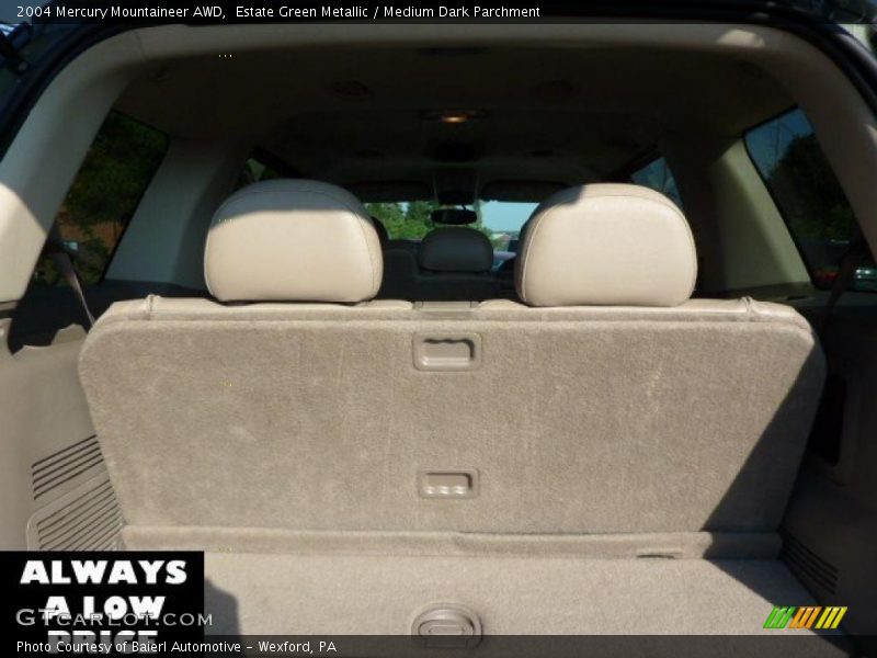 Estate Green Metallic / Medium Dark Parchment 2004 Mercury Mountaineer AWD