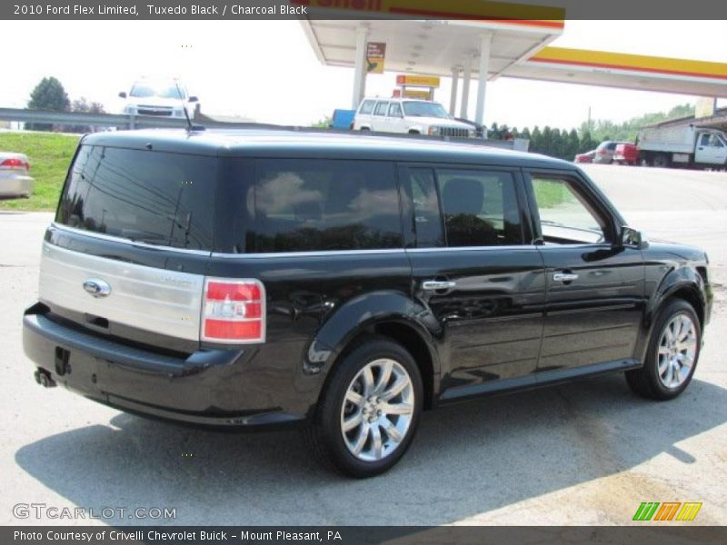 Tuxedo Black / Charcoal Black 2010 Ford Flex Limited