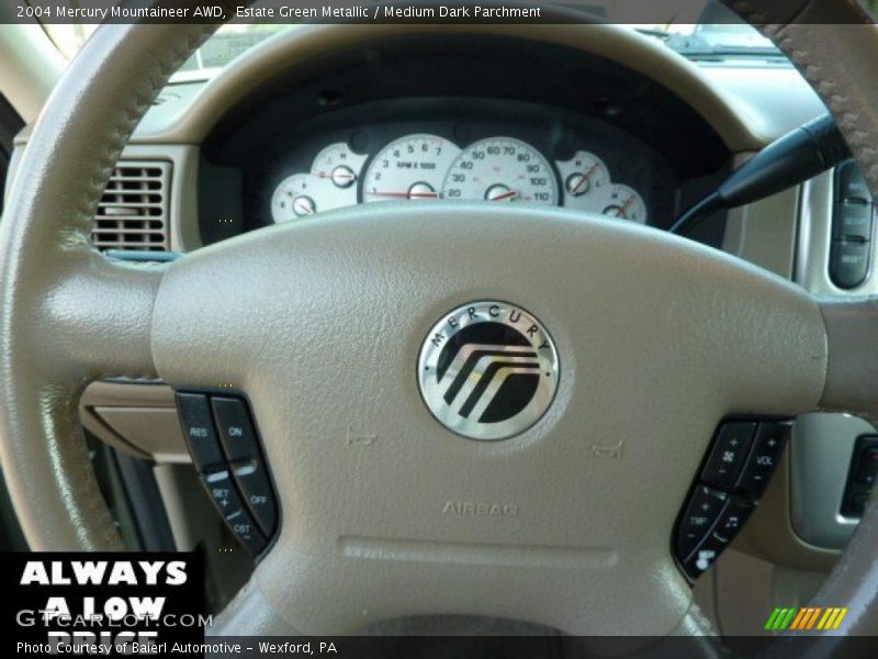 Estate Green Metallic / Medium Dark Parchment 2004 Mercury Mountaineer AWD