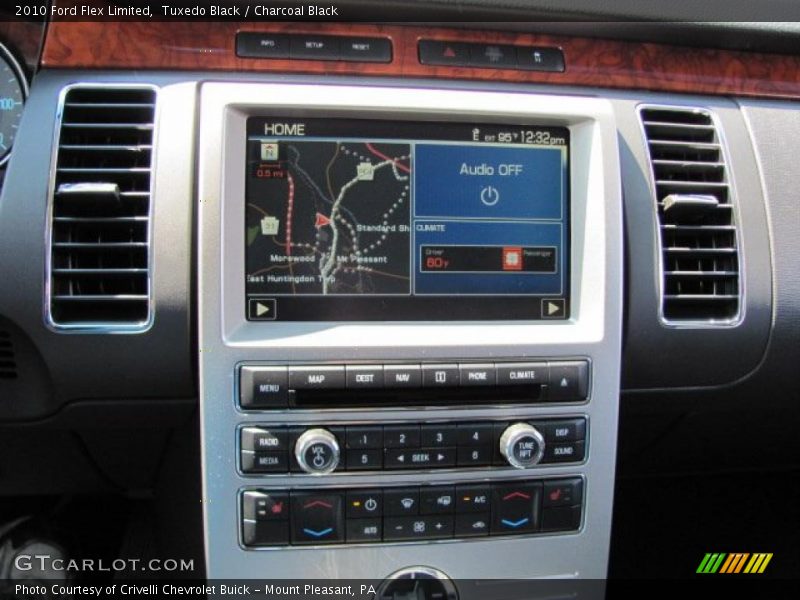 Tuxedo Black / Charcoal Black 2010 Ford Flex Limited