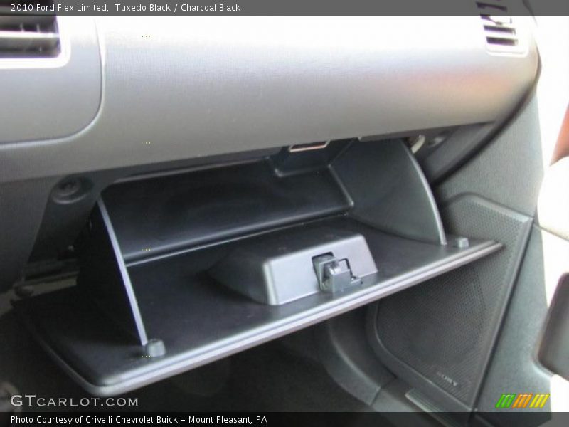 Tuxedo Black / Charcoal Black 2010 Ford Flex Limited