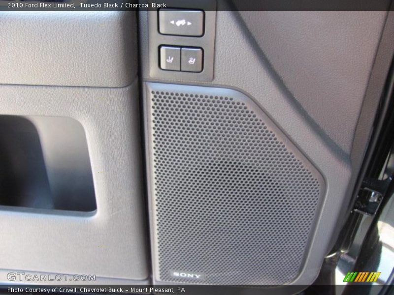 Tuxedo Black / Charcoal Black 2010 Ford Flex Limited