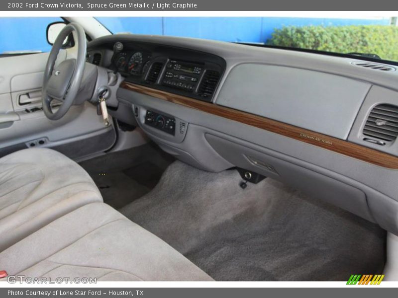 Spruce Green Metallic / Light Graphite 2002 Ford Crown Victoria