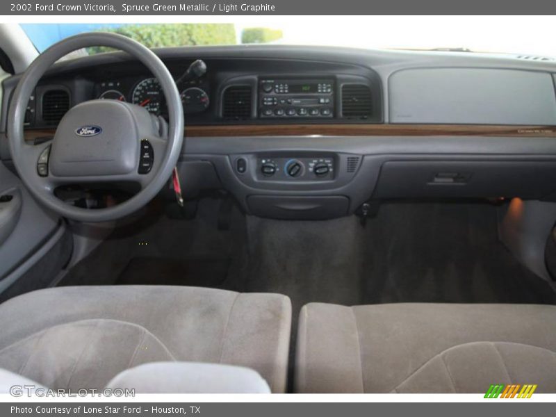 Spruce Green Metallic / Light Graphite 2002 Ford Crown Victoria