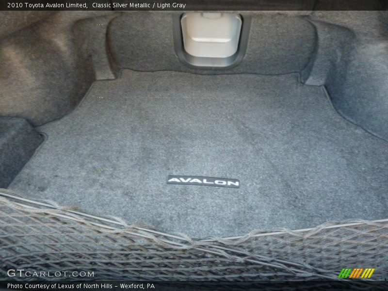 Classic Silver Metallic / Light Gray 2010 Toyota Avalon Limited