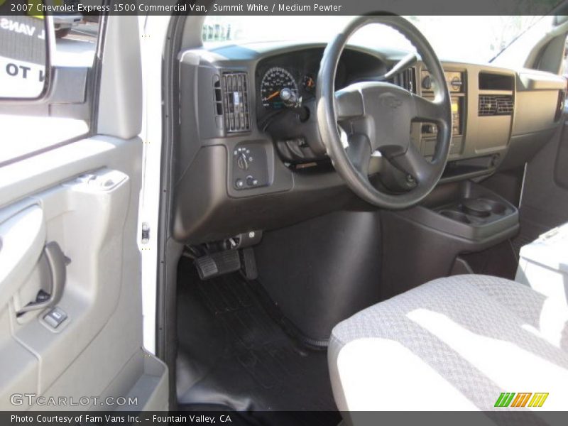 Summit White / Medium Pewter 2007 Chevrolet Express 1500 Commercial Van