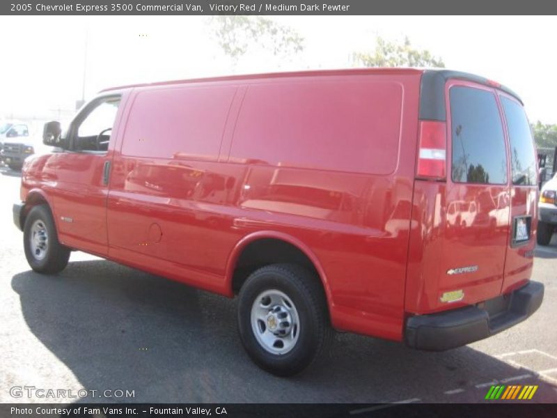 Victory Red / Medium Dark Pewter 2005 Chevrolet Express 3500 Commercial Van