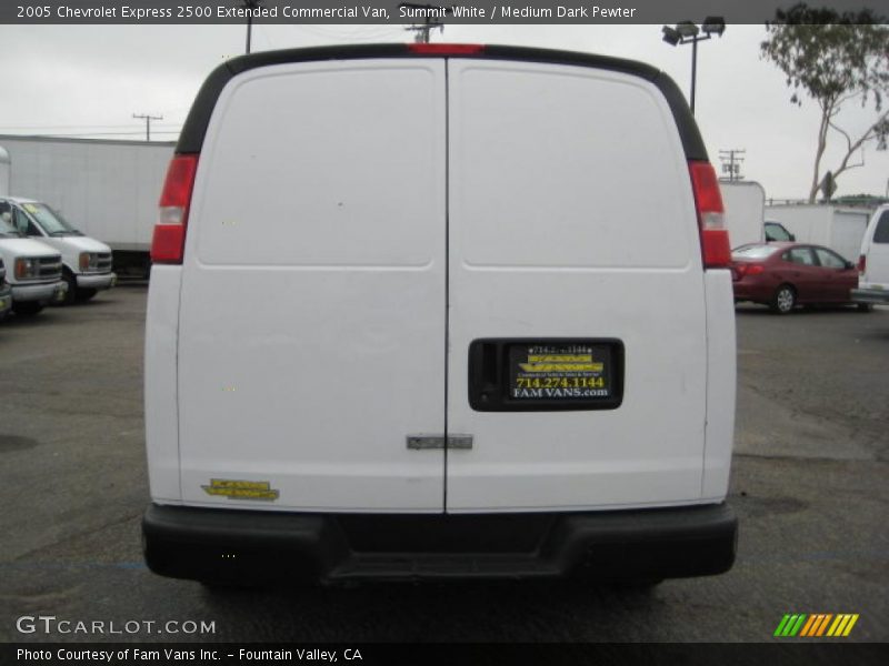 Summit White / Medium Dark Pewter 2005 Chevrolet Express 2500 Extended Commercial Van