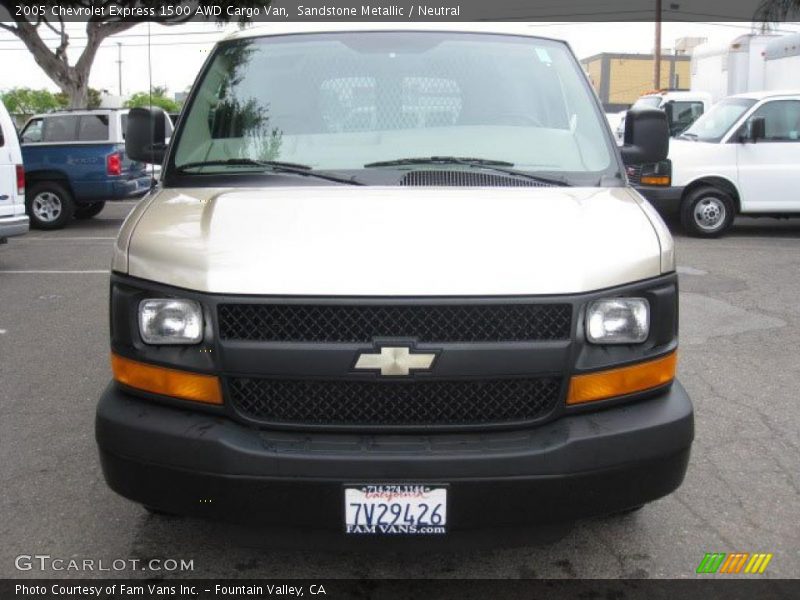 Sandstone Metallic / Neutral 2005 Chevrolet Express 1500 AWD Cargo Van