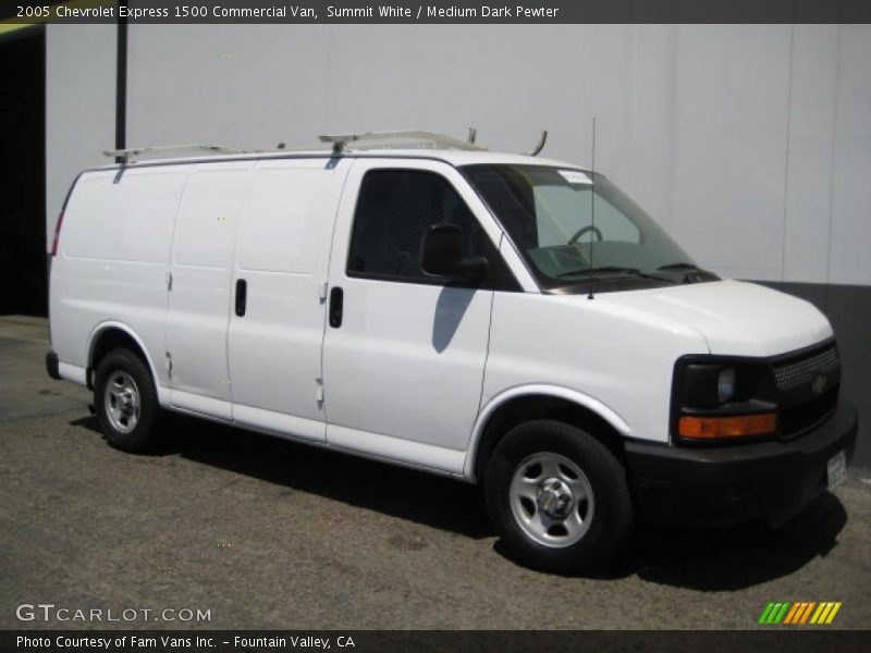 Summit White / Medium Dark Pewter 2005 Chevrolet Express 1500 Commercial Van