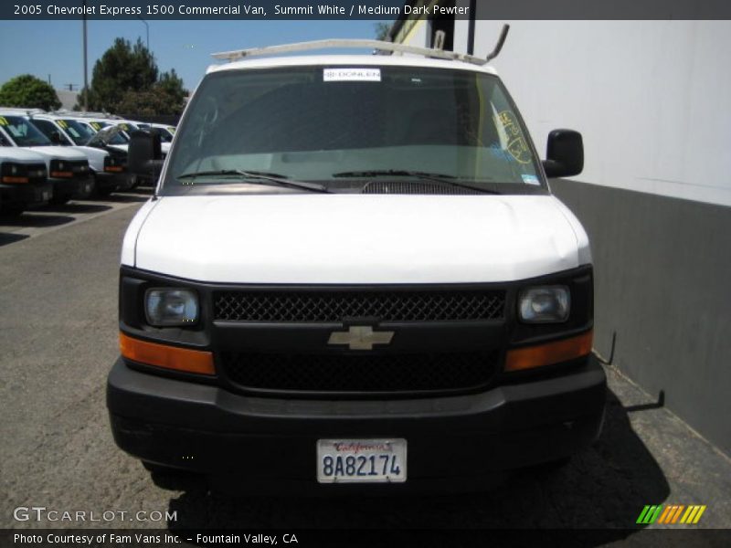 Summit White / Medium Dark Pewter 2005 Chevrolet Express 1500 Commercial Van