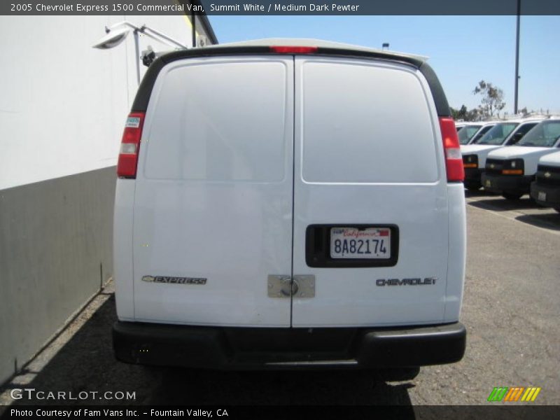 Summit White / Medium Dark Pewter 2005 Chevrolet Express 1500 Commercial Van