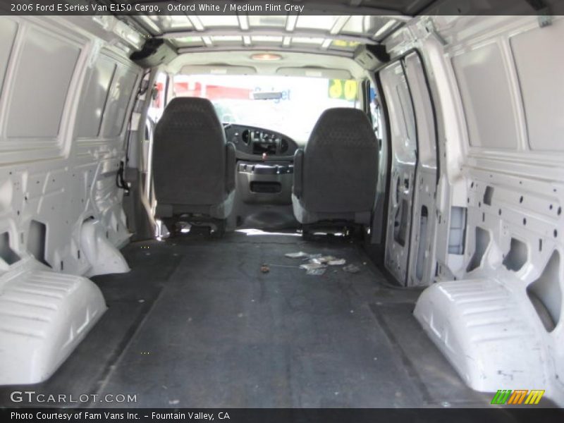 Oxford White / Medium Flint Grey 2006 Ford E Series Van E150 Cargo