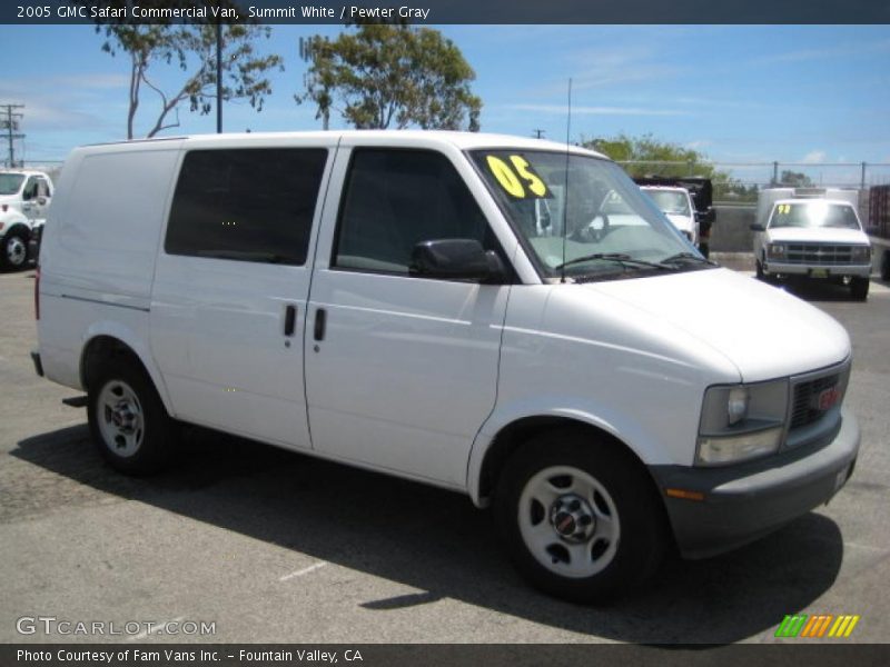 Summit White / Pewter Gray 2005 GMC Safari Commercial Van