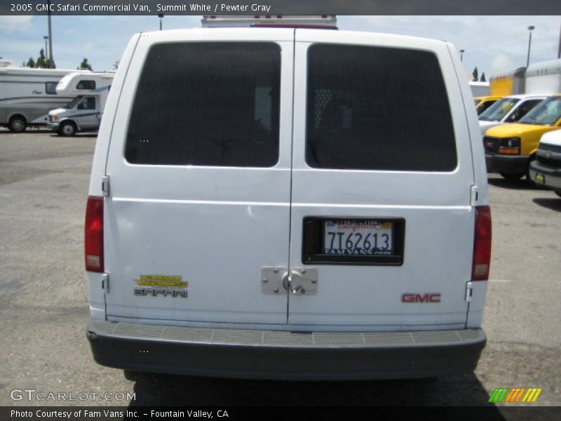 Summit White / Pewter Gray 2005 GMC Safari Commercial Van