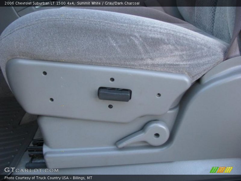 Summit White / Gray/Dark Charcoal 2006 Chevrolet Suburban LT 1500 4x4