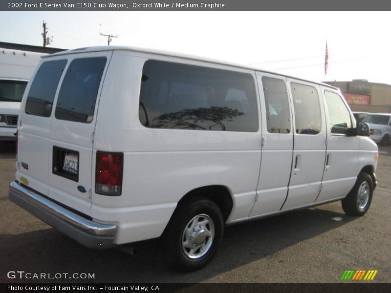 Oxford White / Medium Graphite 2002 Ford E Series Van E150 Club Wagon