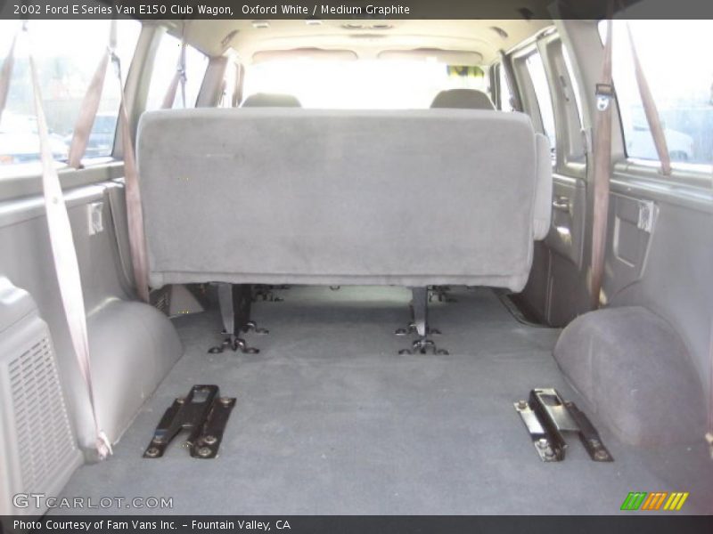 Oxford White / Medium Graphite 2002 Ford E Series Van E150 Club Wagon