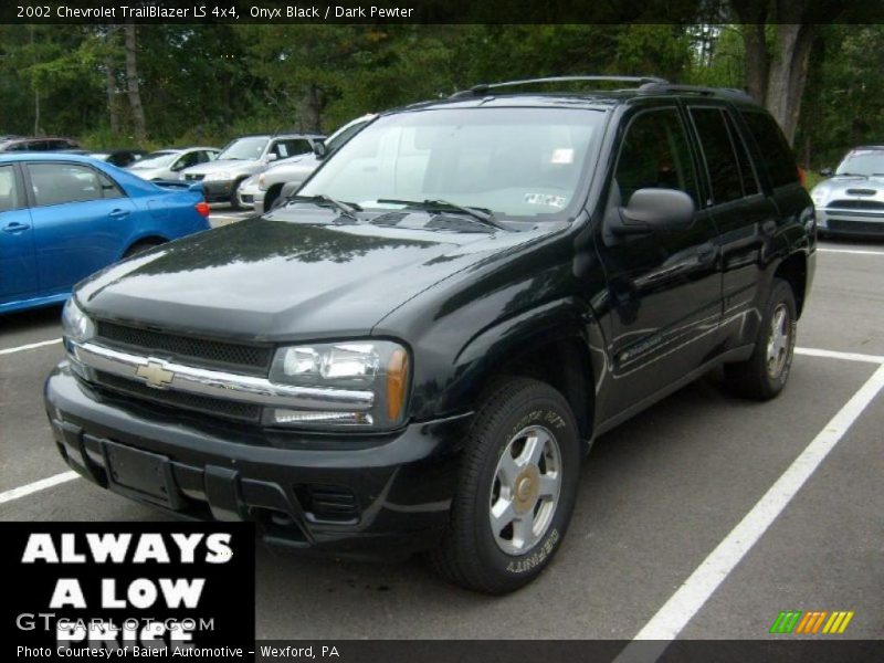 Onyx Black / Dark Pewter 2002 Chevrolet TrailBlazer LS 4x4