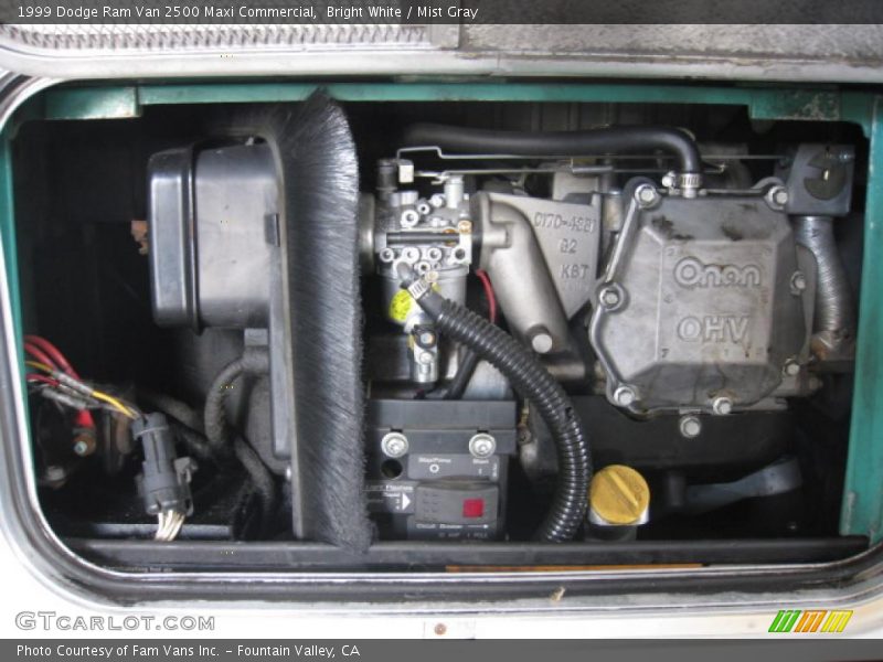 Bright White / Mist Gray 1999 Dodge Ram Van 2500 Maxi Commercial