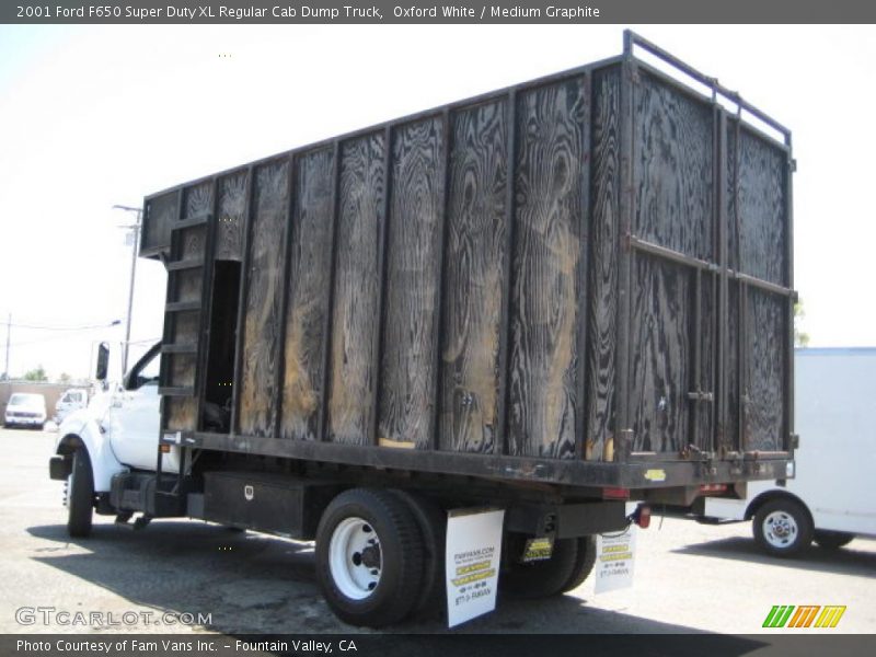 Oxford White / Medium Graphite 2001 Ford F650 Super Duty XL Regular Cab Dump Truck
