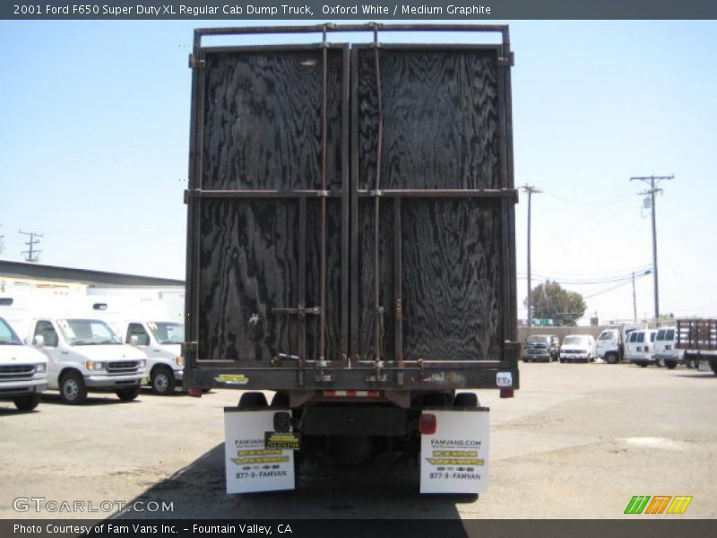 Oxford White / Medium Graphite 2001 Ford F650 Super Duty XL Regular Cab Dump Truck