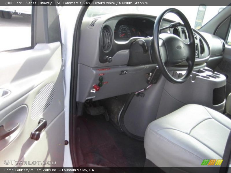 Oxford White / Medium Graphite 2000 Ford E Series Cutaway E350 Commercial Van
