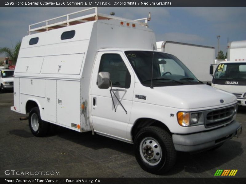 Oxford White / Medium Graphite 1999 Ford E Series Cutaway E350 Commercial Utility Truck