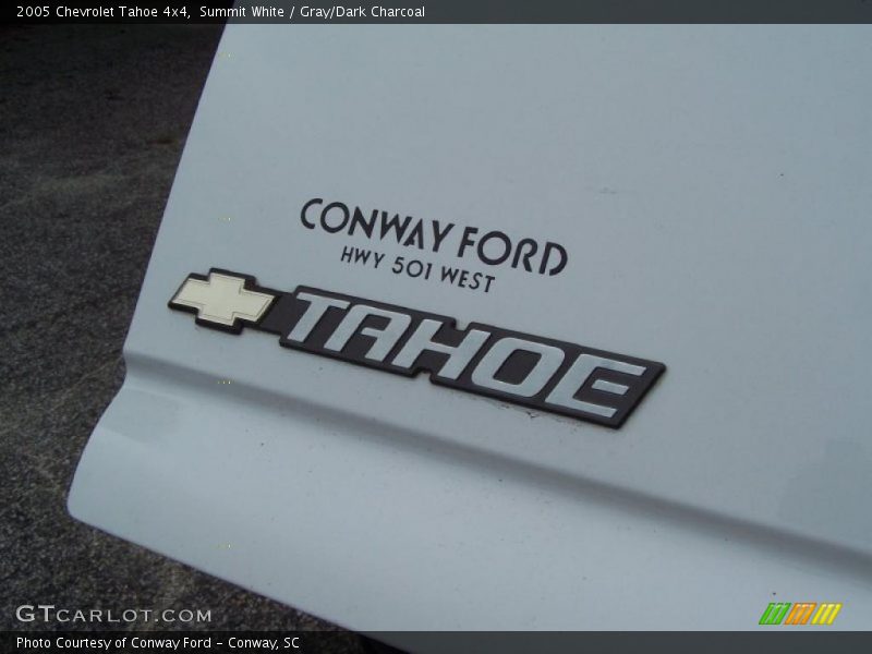 Summit White / Gray/Dark Charcoal 2005 Chevrolet Tahoe 4x4