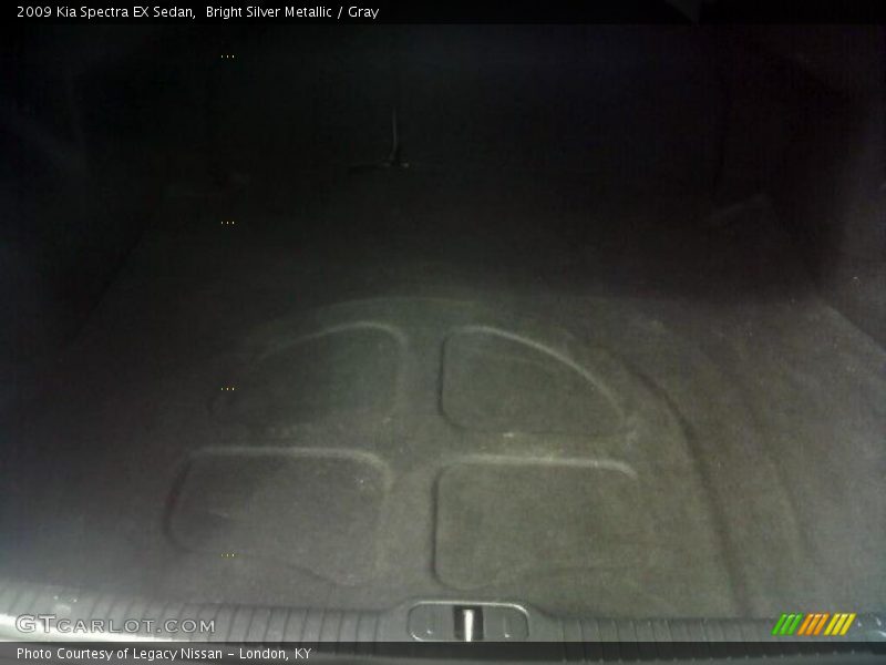 Bright Silver Metallic / Gray 2009 Kia Spectra EX Sedan