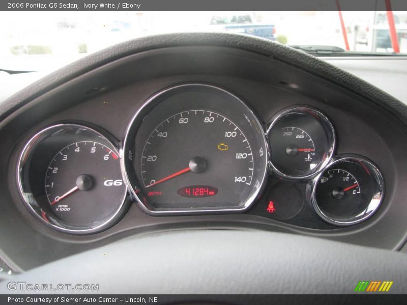 Ivory White / Ebony 2006 Pontiac G6 Sedan