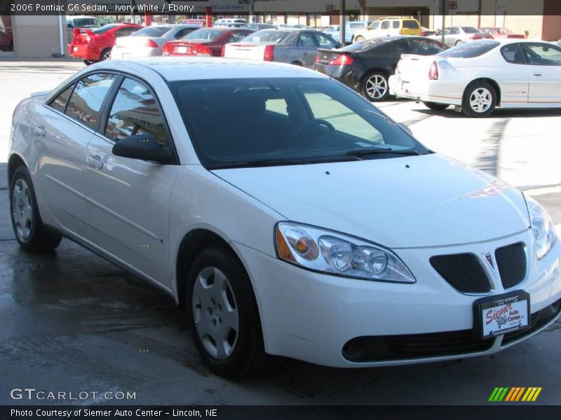Ivory White / Ebony 2006 Pontiac G6 Sedan