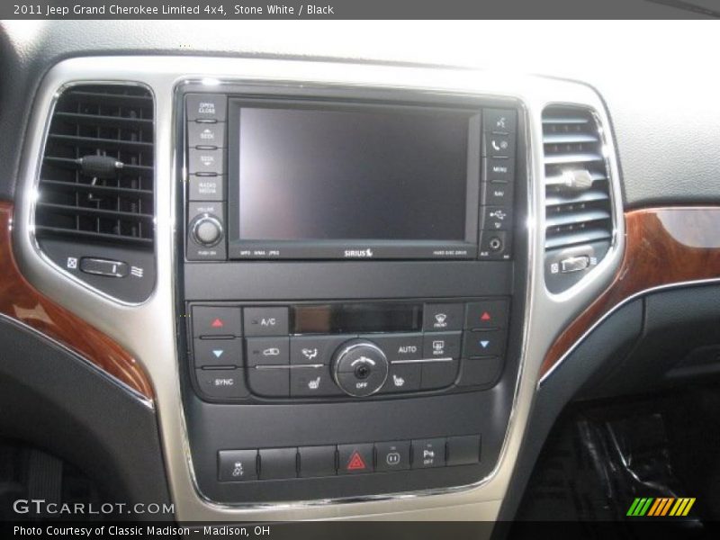 Stone White / Black 2011 Jeep Grand Cherokee Limited 4x4