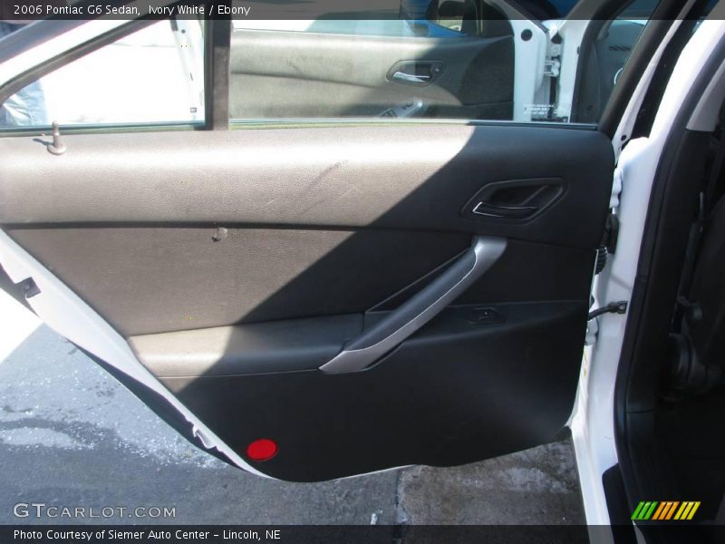 Ivory White / Ebony 2006 Pontiac G6 Sedan