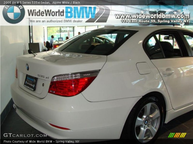 Alpine White / Black 2008 BMW 5 Series 535xi Sedan