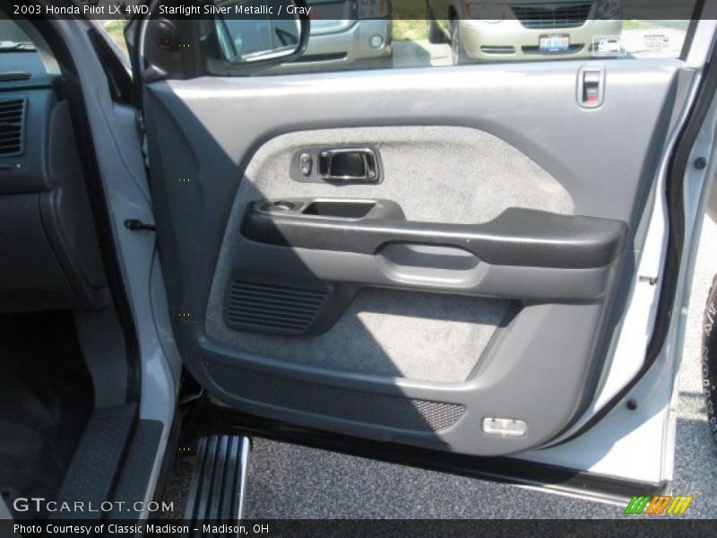 Starlight Silver Metallic / Gray 2003 Honda Pilot LX 4WD