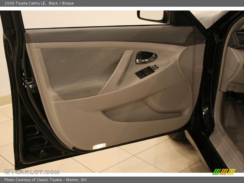 Black / Bisque 2009 Toyota Camry LE