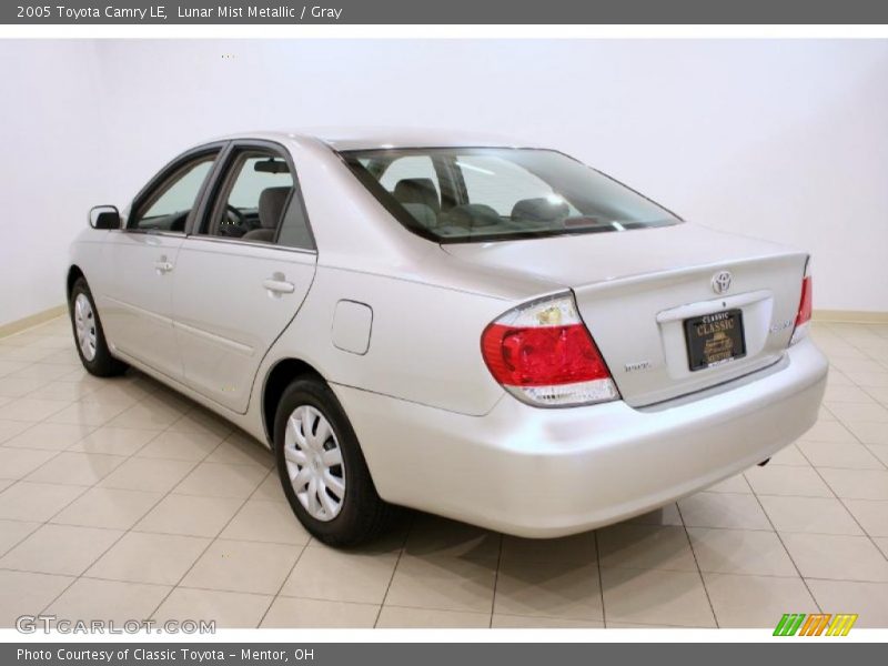 Lunar Mist Metallic / Gray 2005 Toyota Camry LE