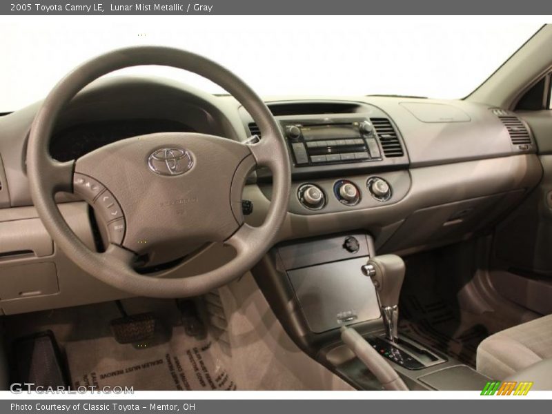 Lunar Mist Metallic / Gray 2005 Toyota Camry LE