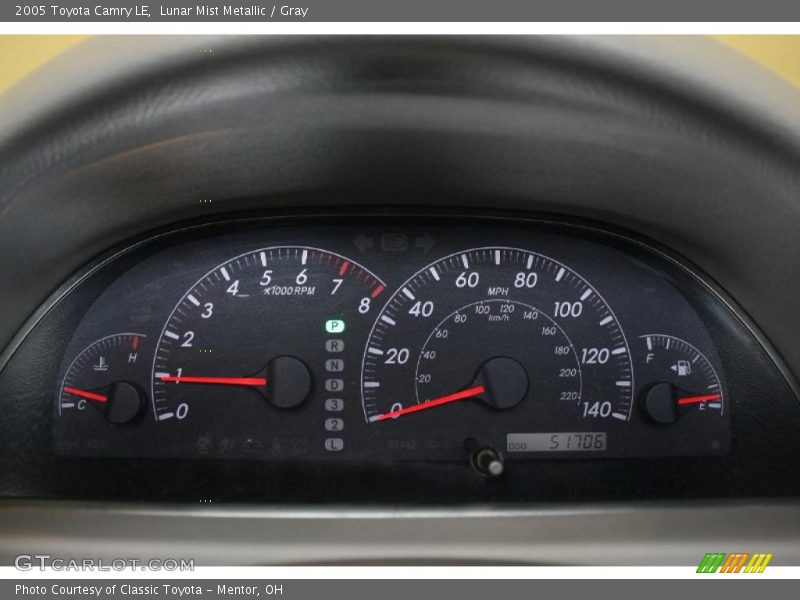Lunar Mist Metallic / Gray 2005 Toyota Camry LE