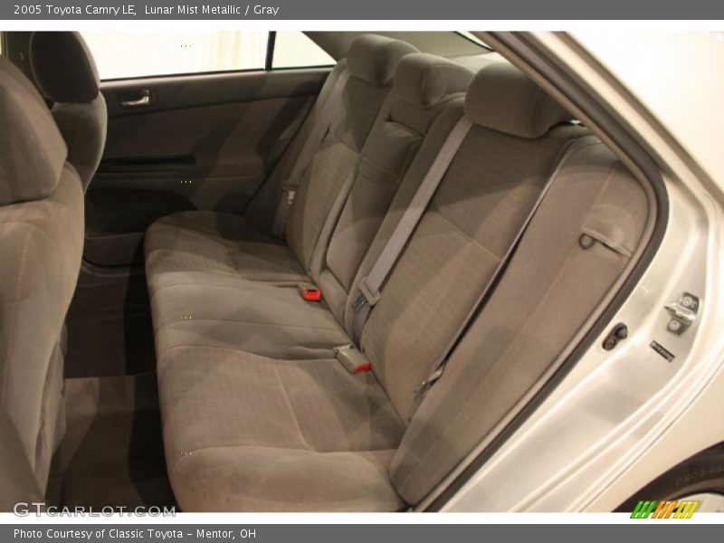Lunar Mist Metallic / Gray 2005 Toyota Camry LE