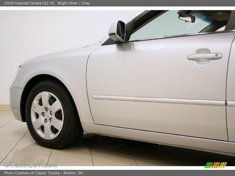 Bright Silver / Gray 2009 Hyundai Sonata GLS V6