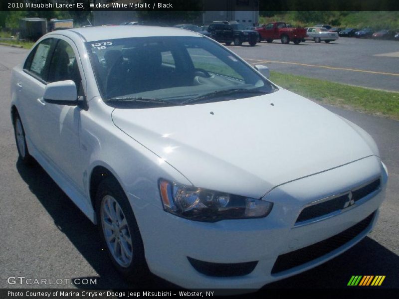 Wicked White Metallic / Black 2010 Mitsubishi Lancer ES
