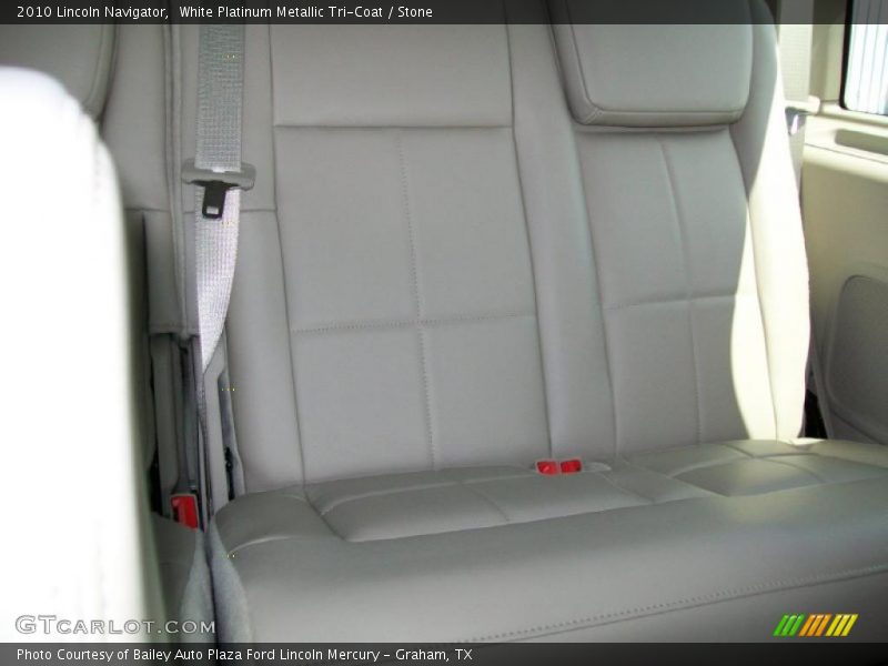 White Platinum Metallic Tri-Coat / Stone 2010 Lincoln Navigator