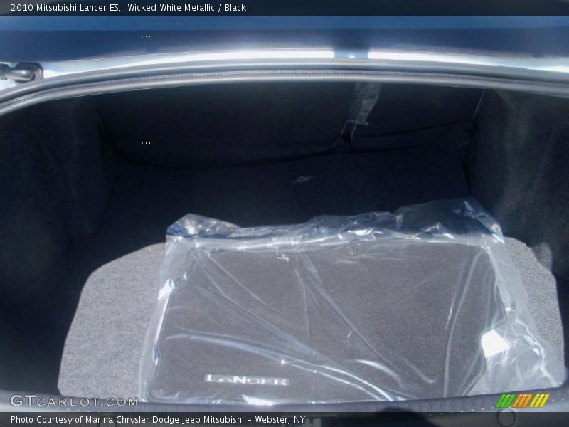 Wicked White Metallic / Black 2010 Mitsubishi Lancer ES