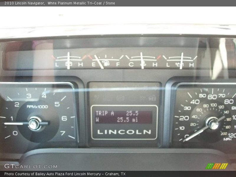 White Platinum Metallic Tri-Coat / Stone 2010 Lincoln Navigator