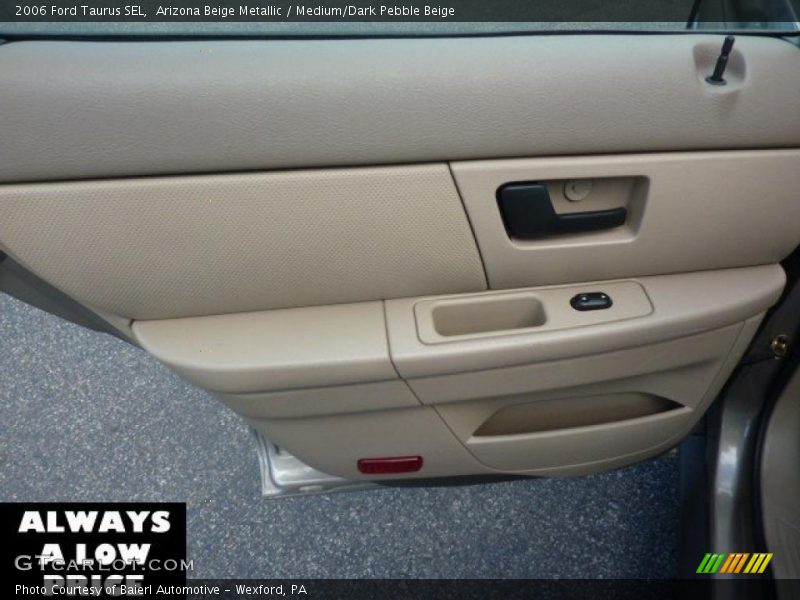 Arizona Beige Metallic / Medium/Dark Pebble Beige 2006 Ford Taurus SEL