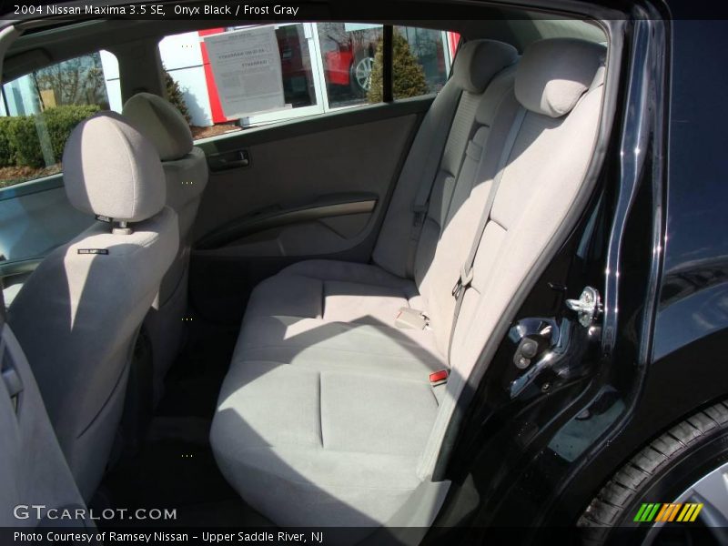 Onyx Black / Frost Gray 2004 Nissan Maxima 3.5 SE