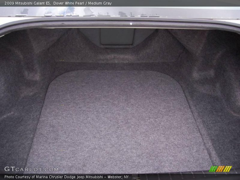Dover White Pearl / Medium Gray 2009 Mitsubishi Galant ES