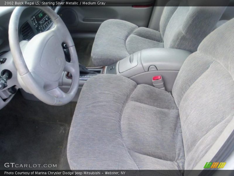 Sterling Silver Metallic / Medium Gray 2002 Buick Regal LS